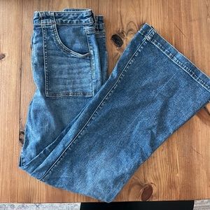 American Eagle super hi-rise flare sz14